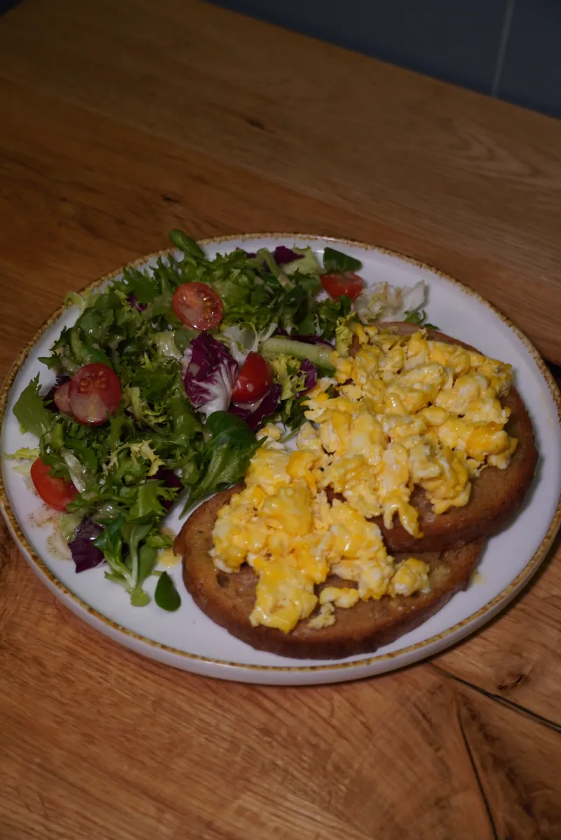 Jajecznica z trzech jaj